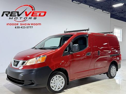 Used 2015 Nissan NV200 S w/ Cruise Control Package image 1