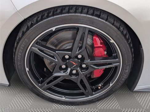 Used 2020 Chevrolet Corvette Stingray Preferred Conv w/ 2LT Preferred Equipment Group RWD image 11