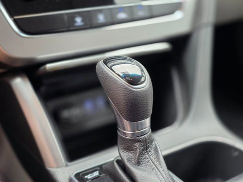 Used 2015 Hyundai Sonata SE image 34