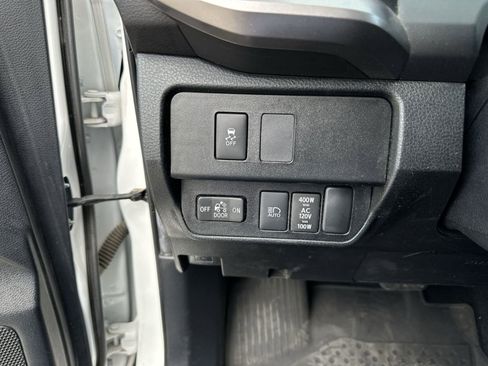 Used 2022 Toyota Tacoma SR5 w/ Trail Edition AWD/4WD image 16