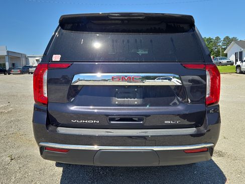 Used 2023 GMC Yukon SLT RWD image 5