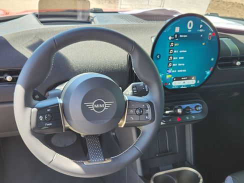 Used 2026 MINI Cooper 2-Door Hardtop FWD image 9