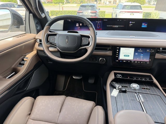 New 2027 Lincoln Navigator Black Label AWD/4WD image 23