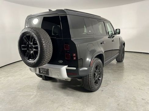 Used 2023 Land Rover Defender 110 S AWD/4WD image 8