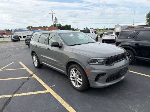 Used 2024 Dodge Durango GT AWD/4WD image 2