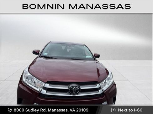 Used 2019 Toyota Highlander Plus w/ Protection Package #3 AWD/4WD image 4