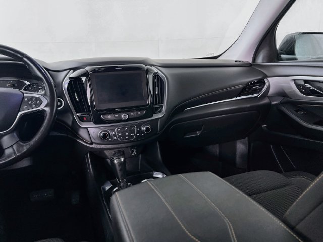 Used 2020 Chevrolet Traverse LT w/ Driver Confidence II Package AWD/4WD image 24