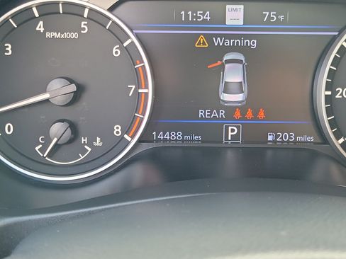 Used 2023 Nissan Altima 2.5 SV w/ SV Premium Package FWD image 25