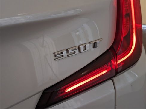 Used 2023 Cadillac XT4 Luxury image 13