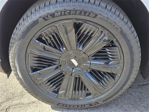 New 2026 Cadillac Escalade IQL Luxury w/ LPO, Etrunk Organizer Package image 9