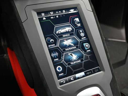 Used 2024 Lamborghini Huracan STO image 23