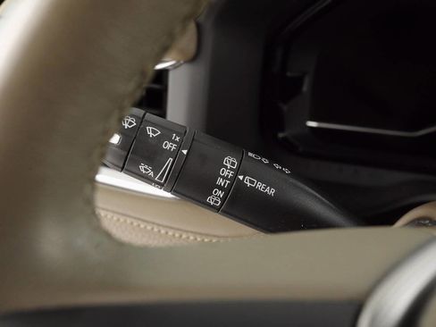 Used 2022 GMC Yukon XL Denali image 23