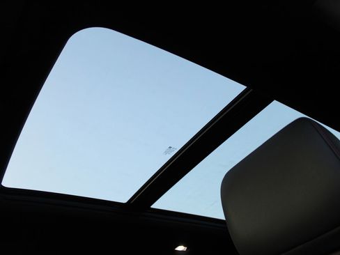 Used 2023 Chevrolet Blazer RS w/ Enhanced Convenience Package image 27