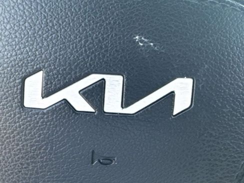 Certified 2023 Kia Telluride S w/ S Sunroof Package AWD/4WD image 34