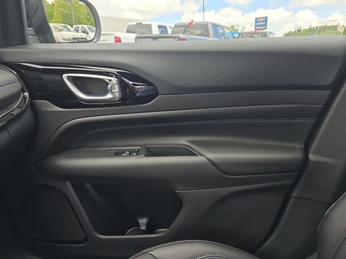 New 2025 Jeep Compass Latitude w/ Altitude Special Edition image 26