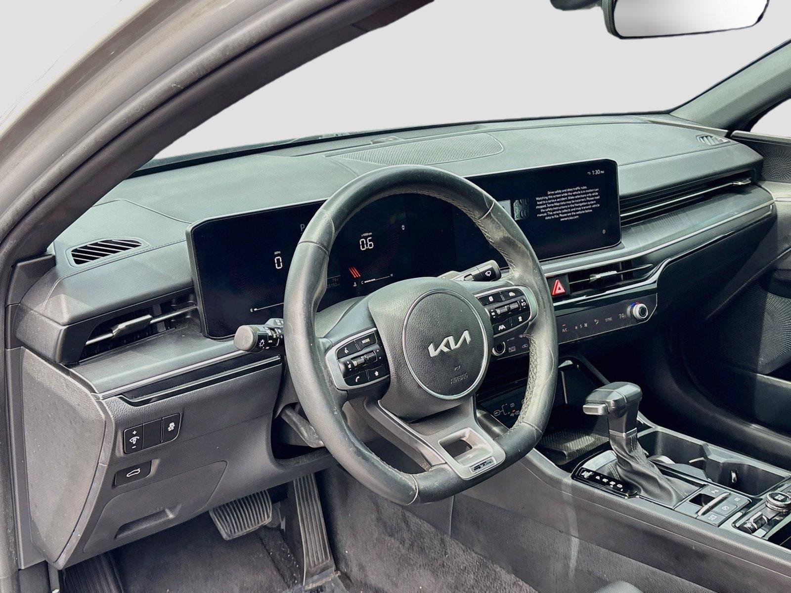 Used 2025 Kia K5 GT-Line w/ GT-Line Premium Package FWD image 9
