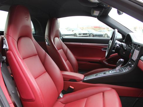 Used 2017 Porsche 911 Targa 4S image 23
