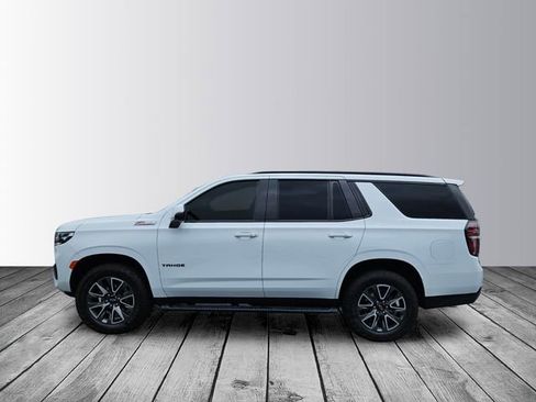 Used 2024 Chevrolet Tahoe Z71 w/ Luxury Package AWD/4WD image 2