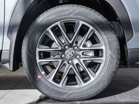 New 2026 Toyota Corolla Cross XLE image 18