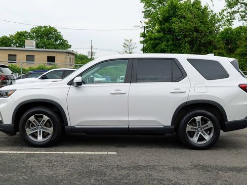 Used 2023 Honda Pilot EX-L image 4