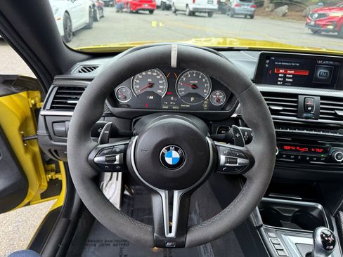 Used 2015 BMW M4 Coupe image 20