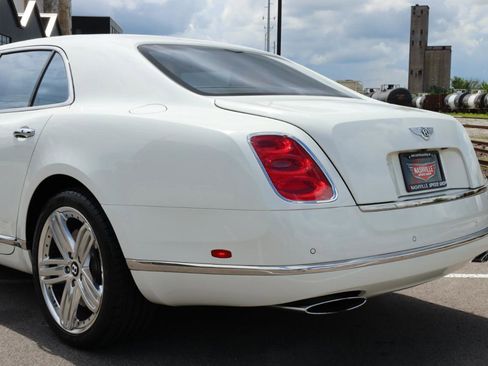 Used 2011 Bentley Mulsanne RWD image 19