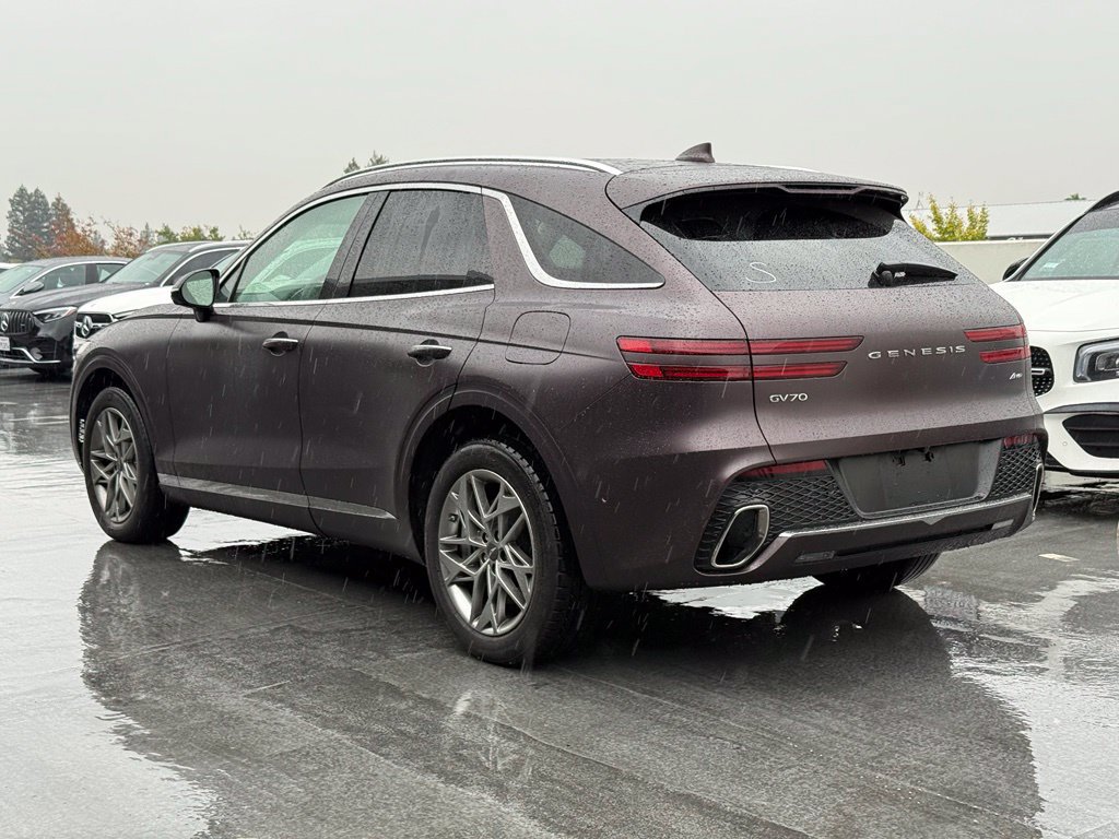 Used 2023 Genesis GV70 2.5T w/ Advanced Package AWD/4WD image 2