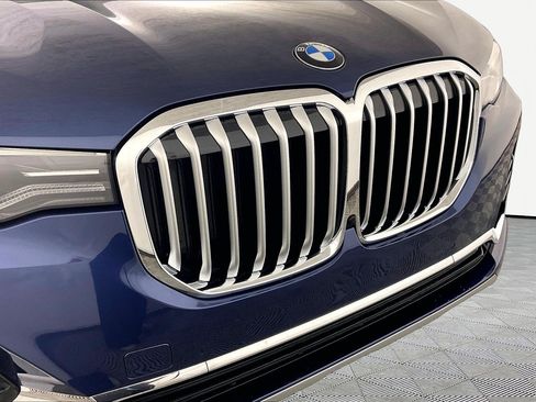 Used 2022 BMW X7 xDrive40i w/ Premium Package AWD/4WD image 29