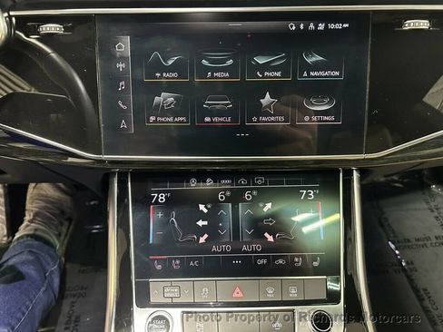 Used 2022 Audi Q8 AWD/4WD image 14