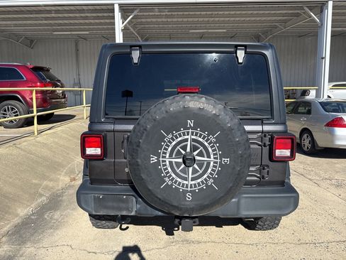 Used 2020 Jeep Wrangler Unlimited Sport image 6