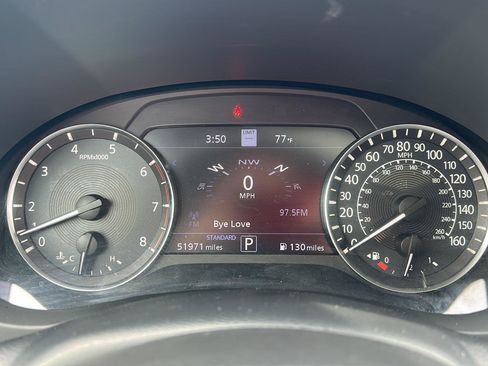 Used 2020 INFINITI QX50 Essential AWD/4WD image 11
