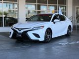 Used 2019 Toyota Camry SE image 2