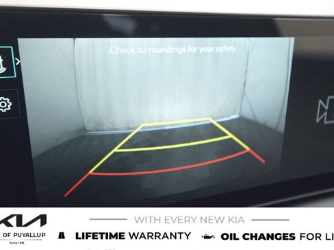 New 2025 Kia K4 LXS image 23