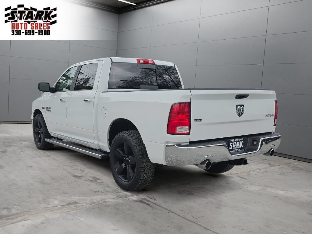 Used 2017 RAM 1500 Classic SLT w/ SLT Plus D←cor Group AWD/4WD image 3