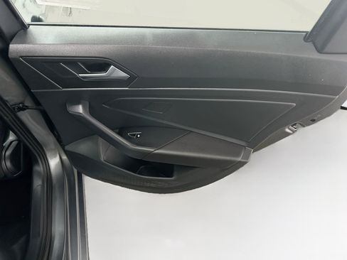 Used 2025 Volkswagen Jetta Sport FWD image 29
