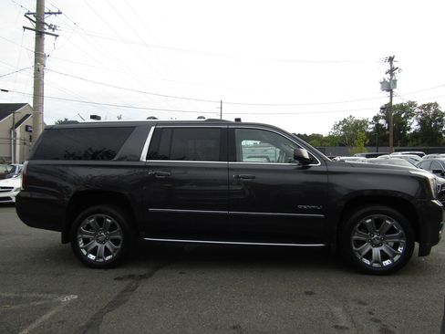 Used 2016 GMC Yukon XL Denali w/ Open Road Package image 8