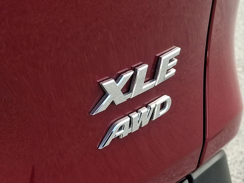 Certified 2024 Toyota RAV4 XLE image 33