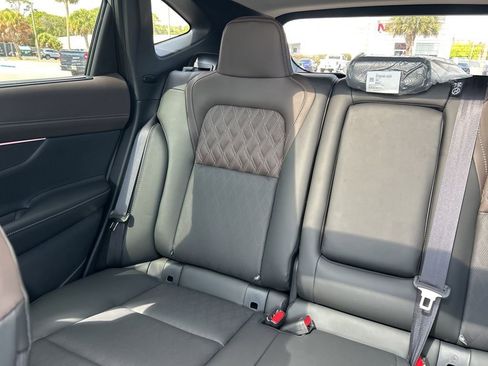 New 2026 Nissan Murano Platinum w/ Cargo Package image 13