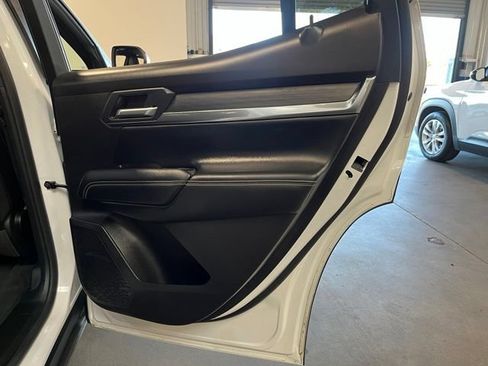 Used 2026 GMC Terrain Elevation w/ Elevation Premium Package FWD image 16