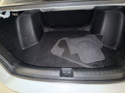 Used 2023 Honda Civic Sport image 19