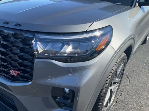 New 2026 Ford Explorer ST AWD/4WD image 9