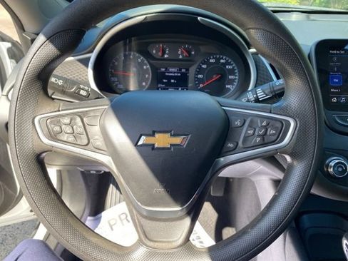 Used 2023 Chevrolet Malibu LS FWD image 23
