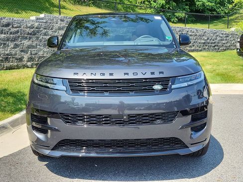 New 2025 Land Rover Range Rover Sport Dynamic SE image 8