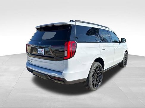 New 2026 Ford Expedition Platinum w/ Stealth Performance Package image 8