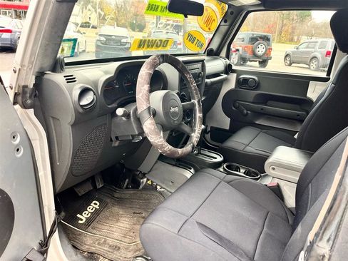 Used 2007 Jeep Wrangler X image 3