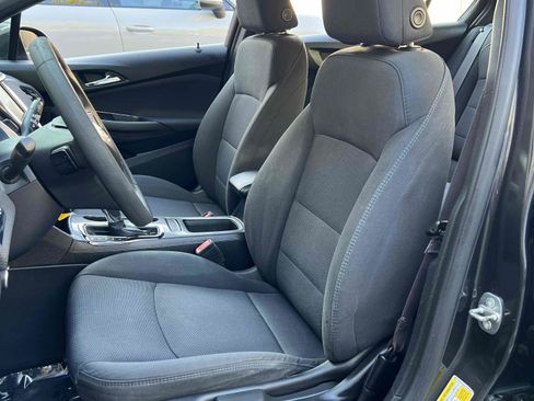 Used 2017 Chevrolet Cruze LT w/ RS Package FWD image 29