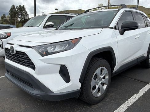 Used 2019 Toyota RAV4 LE w/ All Weather Liner Package image 4