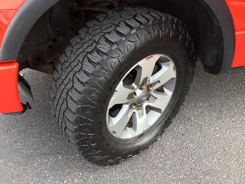 Used 2011 Ford F150 FX4 w/ FX Luxury Pkg image 13