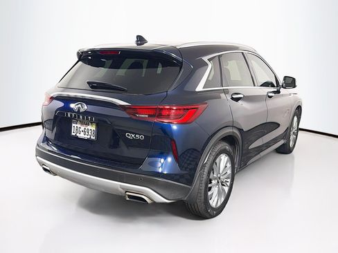 Used 2023 INFINITI QX50 Luxe FWD image 9