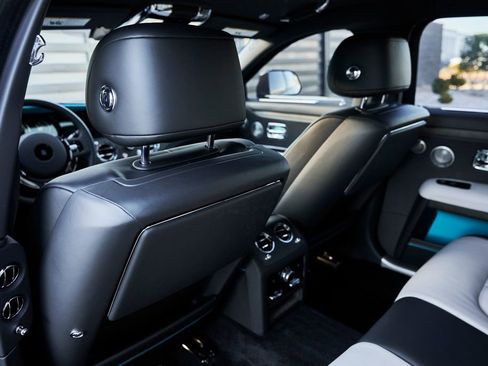 Used 2025 Rolls-Royce Ghost AWD/4WD image 46